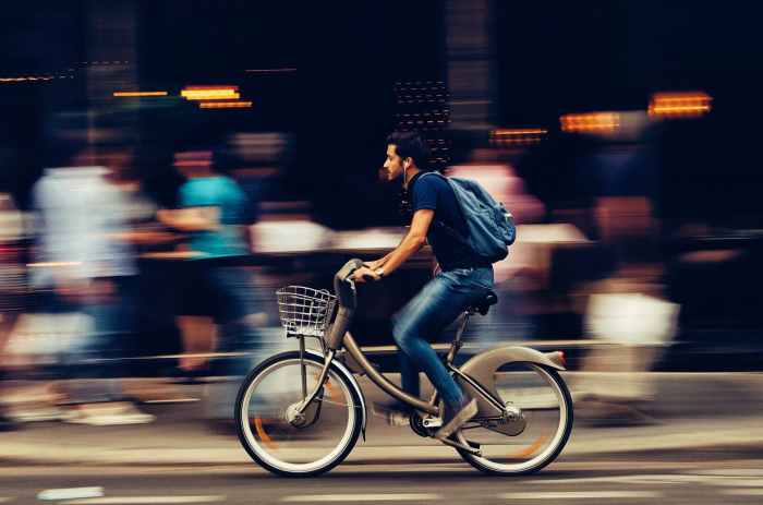 Bicyclist pass bicyclists safely