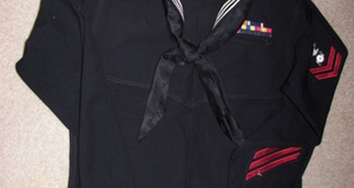 Navy chief collar device placement